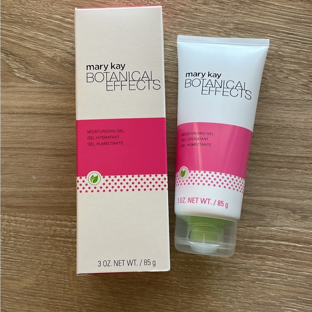 Mary Kay Botanical Effects moisturizing gel